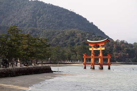 Floating gate of Itsukushima Shrine in Japanのeditorial素材