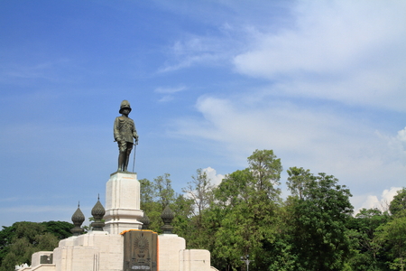 King Rama VI monument in Lunpini park, Bangkok, Thailandの写真素材
