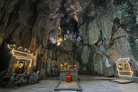 Huyen Khong cave in marble mountains, Danang, Vietnamの写真素材