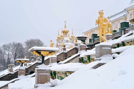 Winter landscape in the park of Petrodvorets Park (Peterhof, St. Petersburg). View of the grand staircaseの写真素材