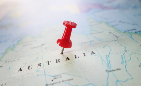 Red locator pin in map of Australiaの写真素材