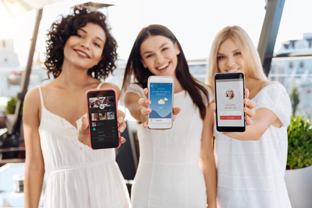 Selective focus of three modern smartphones