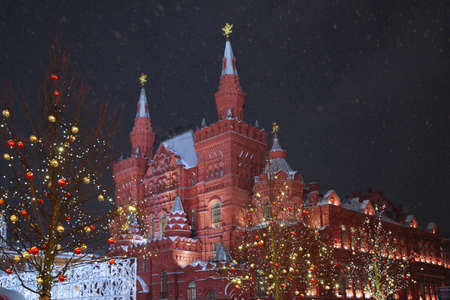 Historical Museum on red square during the new year holidays. Moscow. 12/21/2018のeditorial素材
