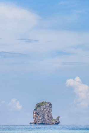 islands in andaman sea Thailandの写真素材