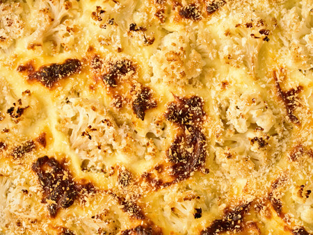 close up of  baked cauliflower cheese food backgroundの写真素材