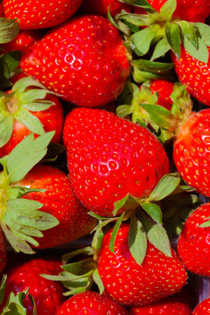 organic sweet srawberries pesticide-free diet