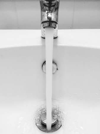 Running water fron the pot