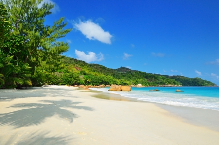 Empty beach on Seychelles islands, Praslin, Anse Lazioの写真素材