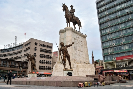 ANKARA, TURKEY - NOV 01  Ataturk monument in city center, Ulus square shown on November 01, 2009 in Ankara   Among other muslim countries, in 2013 Turkey became a site of civil conflicts  のeditorial素材