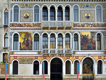 The facade of the Palazzo Barbarigo on the Grand Canal, Veniceのeditorial素材