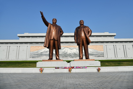 Pyongyang, North Korea - May 1, 2019: Mansudae Monument. Mansudae is the most respected monument of the late leaders of the DPRK, Kim Il Sung and Kim Jong Ilのeditorial素材