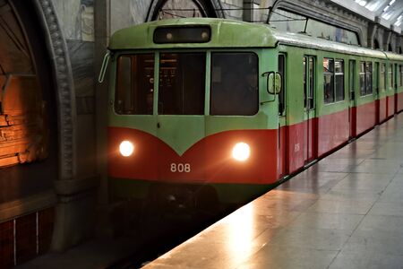 Pyongyang, North Korea - May 1, 2019: Arriving train at the Puhung subway station in Pyongyang Metroのeditorial素材