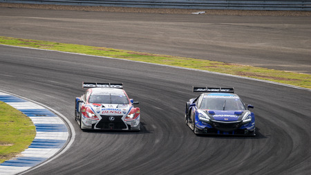 BURIRUM, THAILAND - OCTOBER 5 : Races at 2014 AUTOBACS SUPER GT Round7 BURIRAM UNITED SUPER GT RACE on October 5, 2014 in Burirum, Thailand.のeditorial素材