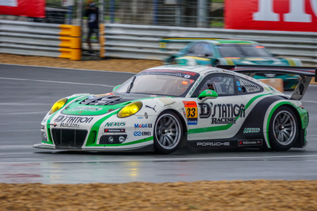 BURIRUM, THAILAND - OCTOBER 7 : Qualiflying 2017 Autobacs Super GT Round 7 at Burirum on October 7, 2017 in Burirum, Thailand.のeditorial素材