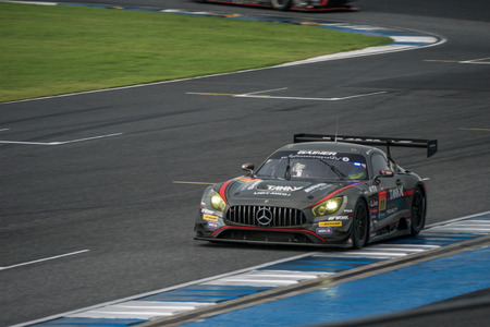 BURIRUM, THAILAND - OCTOBER 7 : Qualiflying 2017 Autobacs Super GT Round 7 at Burirum on October 7, 2017 in Burirum, Thailand.のeditorial素材