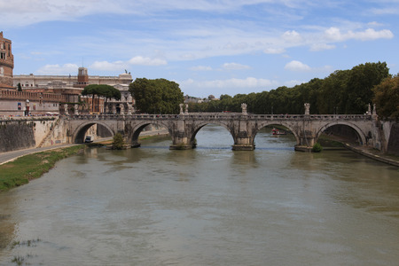 Romeのeditorial素材