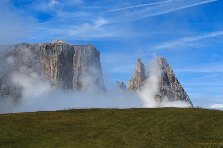 sciliar in the cloudsの写真素材