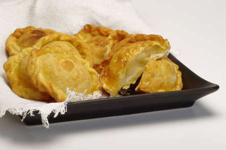 seadas typical Sardinian sweet with honey
