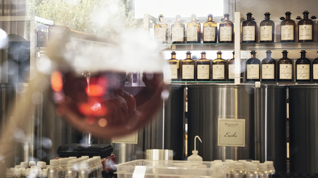 EZE VILLAGE, FRANCE, SEPTEMBER 20, 2012: Perfume facture Fragonardのeditorial素材