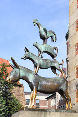 BREMEN, GERMANY - AUGUST 17, 2012  The Bremen town musicians statue -  symbol of the cityのeditorial素材