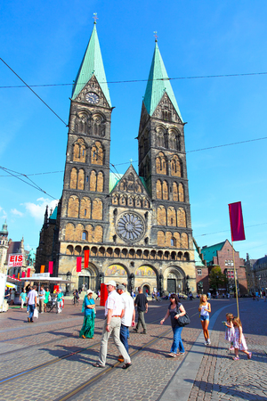 Bremen, Germany - August 17, 2012:  Market Square with the Cathedral of Bremen. Wide angle shotのeditorial素材