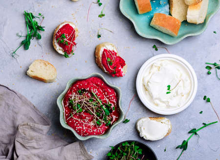 Chicken lemon orzo soup.style hugge.selective focusの写真素材