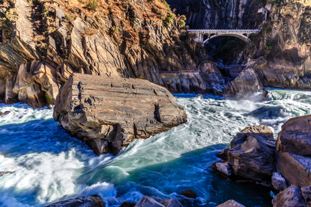 Shangri-La in Yunnan Tiger Leaping Gorgeのeditorial素材