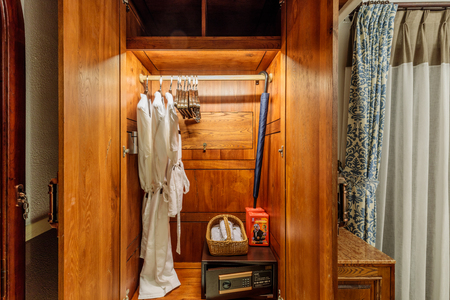 China Sanya Tide Baishi County Hotelのeditorial素材