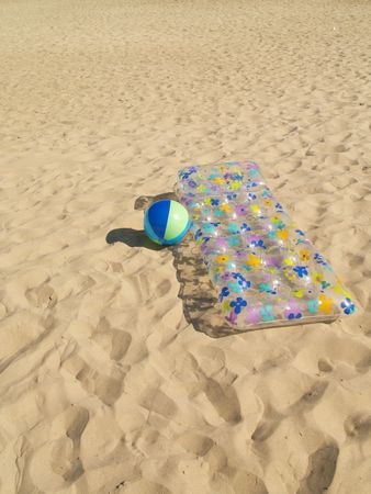 floats on sandの写真素材