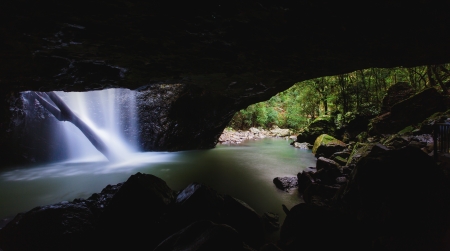 Natural Bridge waterfall in Queensland rain forest