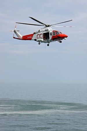 Worthing Pier, Worthing, UK, 28th June 2009 helicopter of the UK R.N.L.I. coastguardのeditorial素材