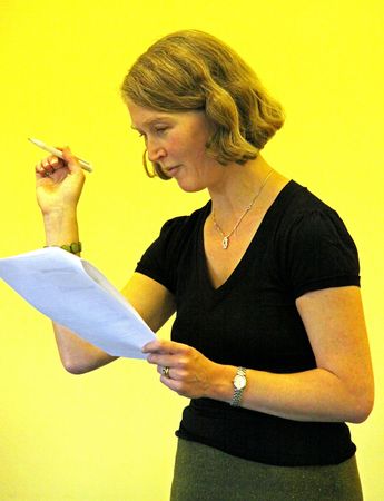 The Peppermint Centre, Croydon, London, UK, 23rd November 2009 a lady speaking at the Children, Young People & Families Networkのeditorial素材