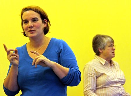 The Peppermint Centre, Croydon, London, UK, 23rd November 2009 women at the Children, Young People & Families Networkのeditorial素材