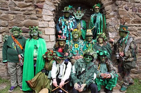 Hastings UK, May 3rd 2010, participants of Jack In The Green Festival, May Day Weekend, Hastings Castleのeditorial素材