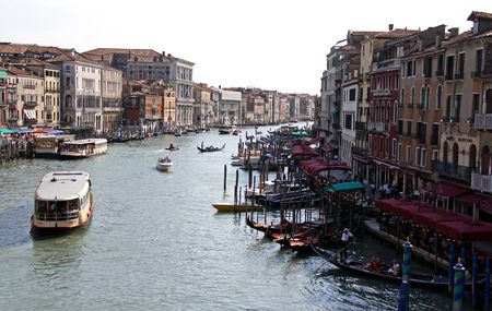 From the Rialto Bridge, Venice, Italy, 21/5/10 tourist river boats and gondolas and gondoliersのeditorial素材