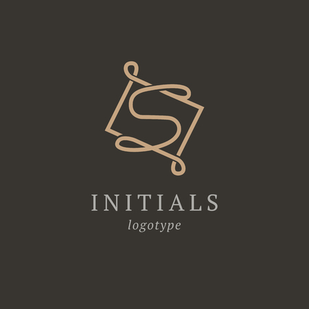 Letter S vector logo. Vintage Insignia and Logotype. Business sign, identity, label, badge initials. Monogram design elements, graceful template. Calligraphic elegant logo designのイラスト素材
