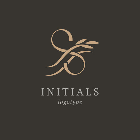 Letter S vector logo. Vintage Insignia and Logotype. Business sign, identity, label, badge initials. Monogram design elements, graceful template. Calligraphic elegant logo designのイラスト素材