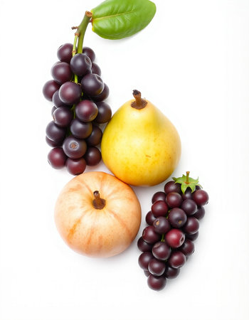 grapes and pears isolated on white background. studio shotの写真素材