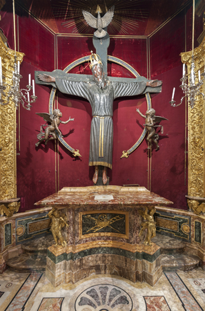 Shrine of the Sacred Face in the Cathedral of San Martino,Luccaのeditorial素材