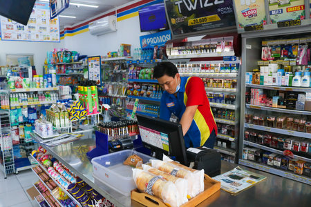 Nganjuk - Maret 2023 : Indomaret cashier where to payのeditorial素材