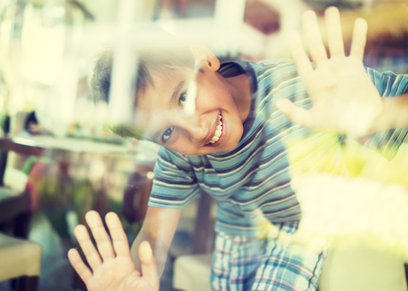 Kids in restaurantの写真素材