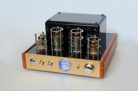 Vacuum tube stereo amplifierの写真素材