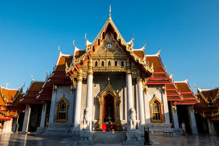 The Marble Temple under the blue sky, Wat Benchamabopitr Dusitvanaram Bangkok, Thailandの写真素材