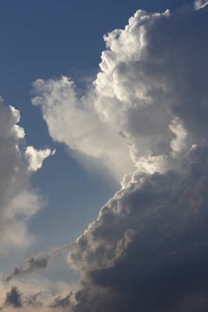The dark clouds just before the stormの写真素材