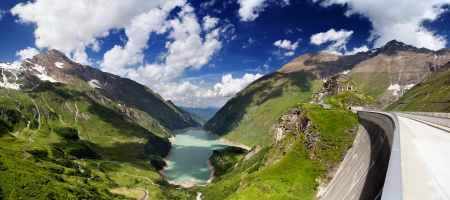 The Kaprun reservoir in the high Alp mountains in Austriaの写真素材