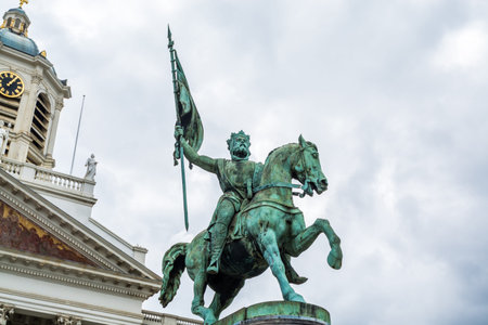 Monument to Godefroid (Godefroy) de Bouillon on Royal Square in Brussels, Godfrey of Bouillon was a Frankish knight and one of the leaders of the First Crusade from 1096 until its conclusion in 1099.のeditorial素材