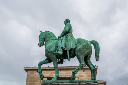 Equestrian statue of King du Roi Albert I (design Alfred Courtens), Mont des Arts is dedicated to memory of Albert I, known as "soldier king", one of Belgium's most popular monarchs.のeditorial素材