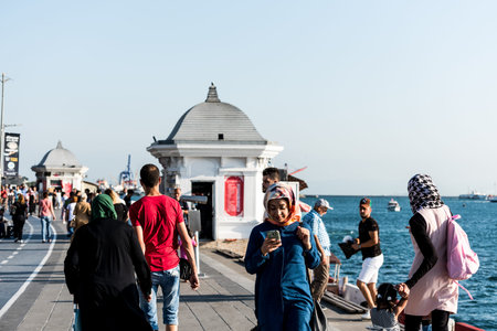 People walking at the Corniche park at Uskudar, Istanbul, Turkey, on the Anatolian shore of the Bosphorus.のeditorial素材