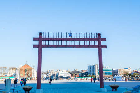 A square and Traditional building of wood gate in the Hwaseong Haenggung Palace, the largest one of where the king Jeongjo and royal family retreated to during a warのeditorial素材