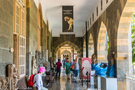 A lot of tourists in the Chhatrapati Shivaji Maharaj Vastu Sangrahalaya, formerly The Prince of Wales Museum, the main museum in Mumbai, Maharashtra, India.のeditorial素材
